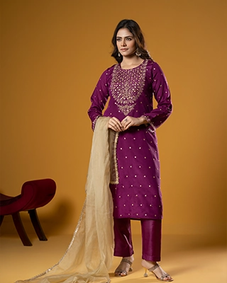 Alizeh Plum Purple Cinon Embroidered Three Piece Suit Set