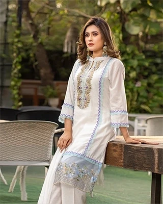 White Popcorn Stripe Silk 3-Piece Salwar Kameez with Sequins, Karchupi & Embroidered Lace Dupatta