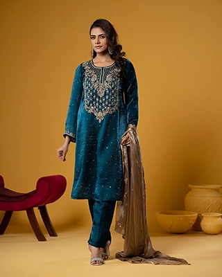 Inayat Deep Teal Embroidered Fandi Silk Three Piece Set